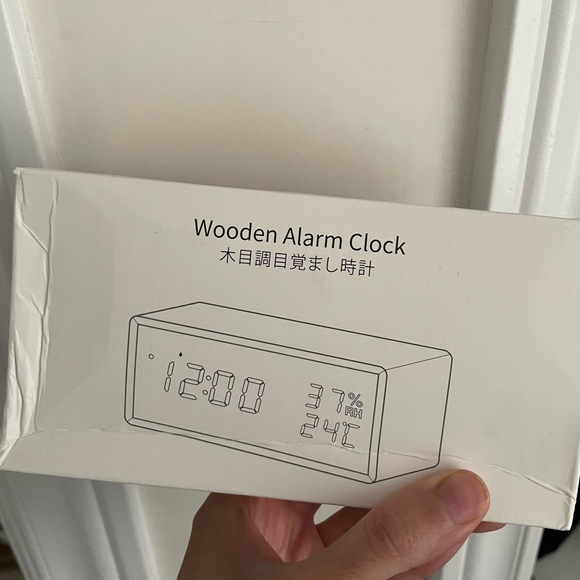 Wooden alarm clock bnib - Picture 2 of 2